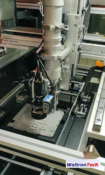 1612509069305393.jpg 点热熔胶1.jpg